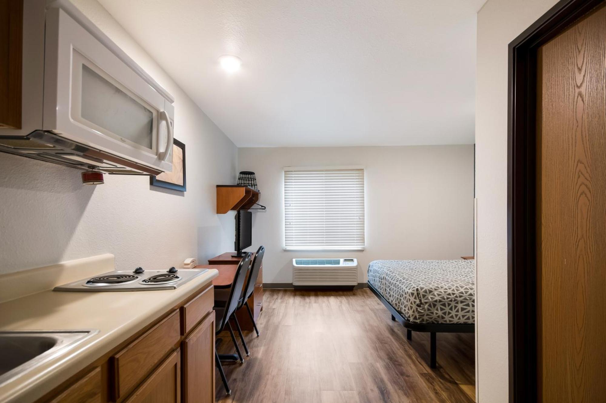 Woodspring Suites Greenville Central I-85 المظهر الخارجي الصورة